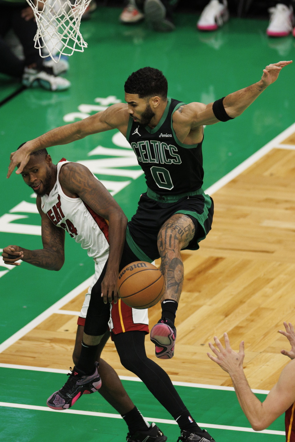 关于波士顿凯尔特人内部会议纪要流出——国际比赛日外线爆发，NBA常规赛使命明确，赛季目标并未改变的信息