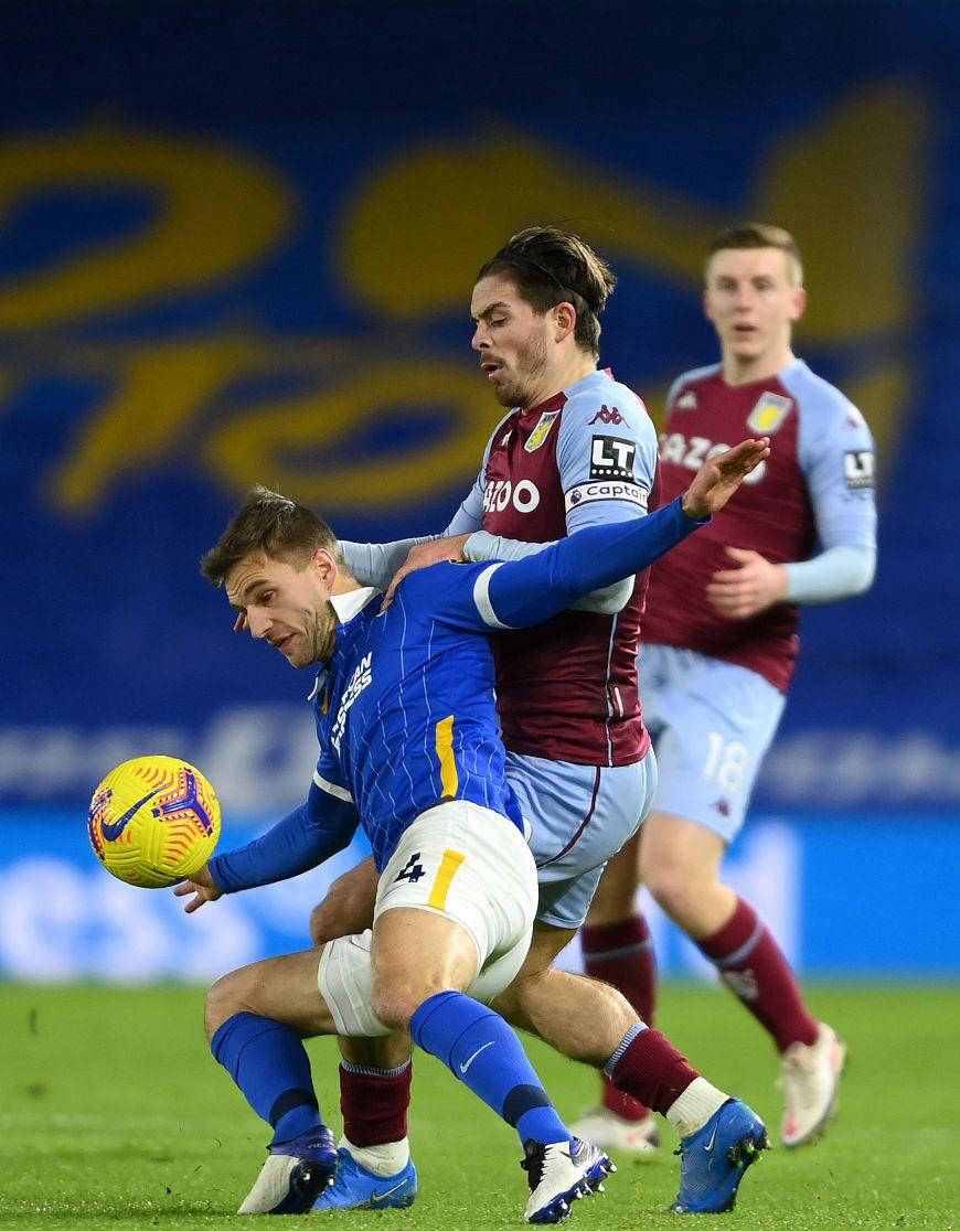 阿斯顿维拉今夜回应争议,志在欧冠名次提升,球迷炸锅,年轻球员得到机会的简单介绍 阿斯顿维拉今夜回应争议,志在欧冠名次提升,球迷炸锅,年轻球员得到机会的简单介绍